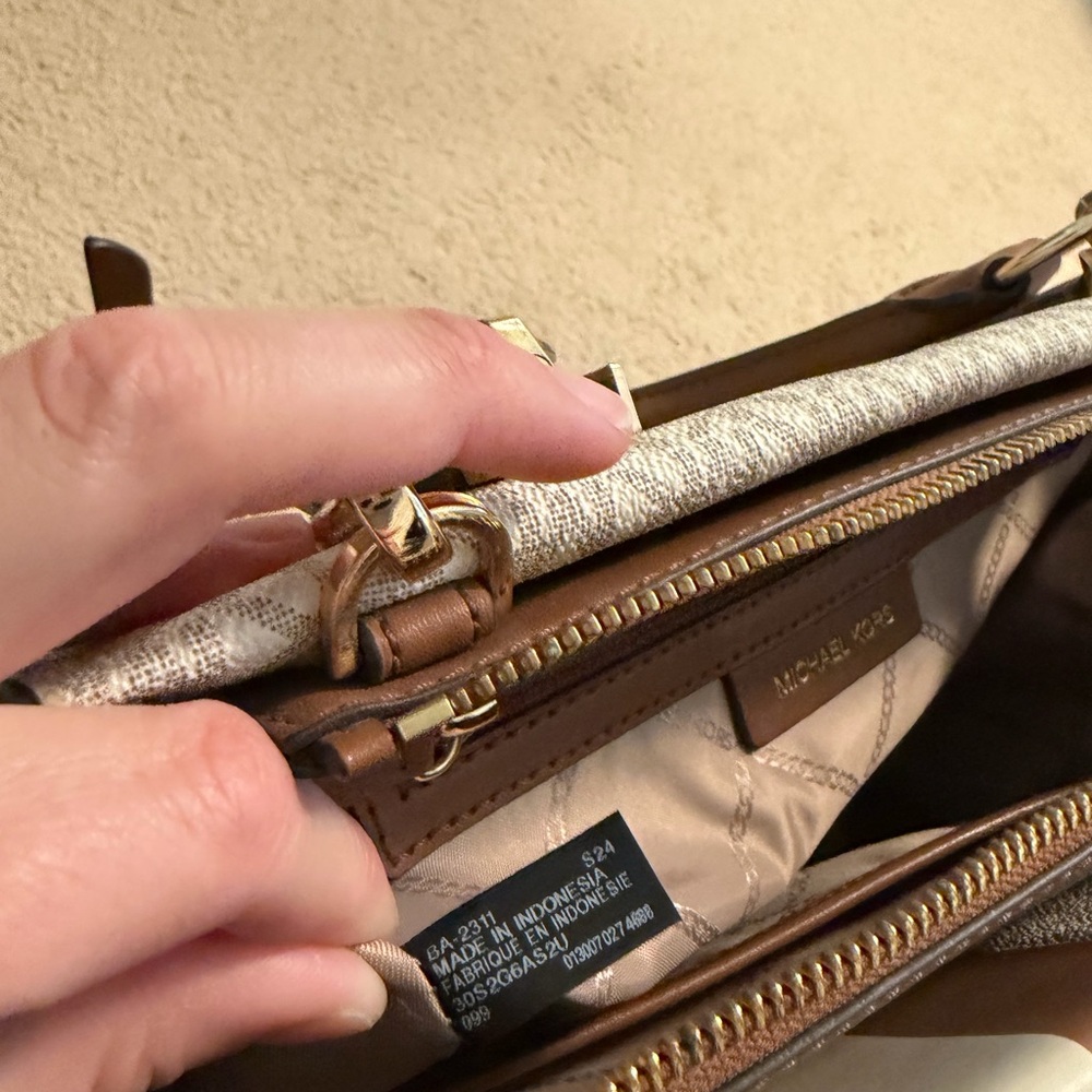 Michael Kors Brown and Cream Women's Bag - Picture 7 of 11